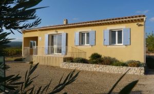 Gîte "La Maison de Mélanie" vue extérieure plein sud