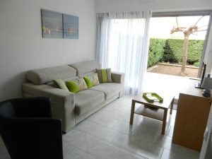 Séjour vue terrasse