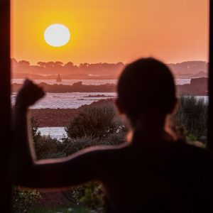 Belle vue depuis les baies du salon, impossible de rater le coucher