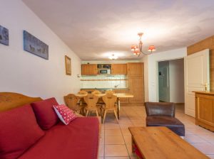 Vue coté salon + espace cuisine