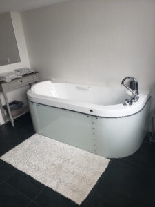 Salle de bains de la Chambre Romantique