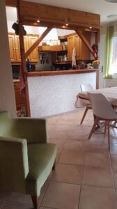 Salle à manger et sa cuisine ouverte