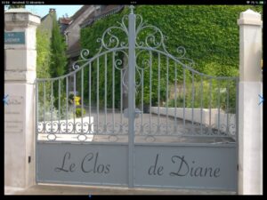 Entrée Clos de Diane