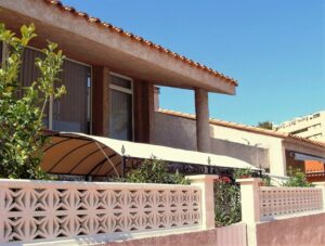 Vue extérieure du bâtiment