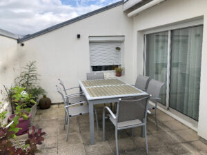 Terrasse côté séjour