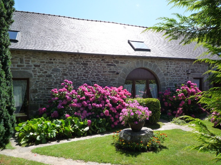 façade et jardin