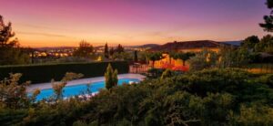 LES LUMIGNONS Welcome To Luberon