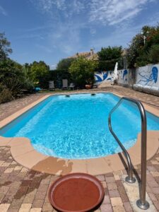 Piscine et espace végétal