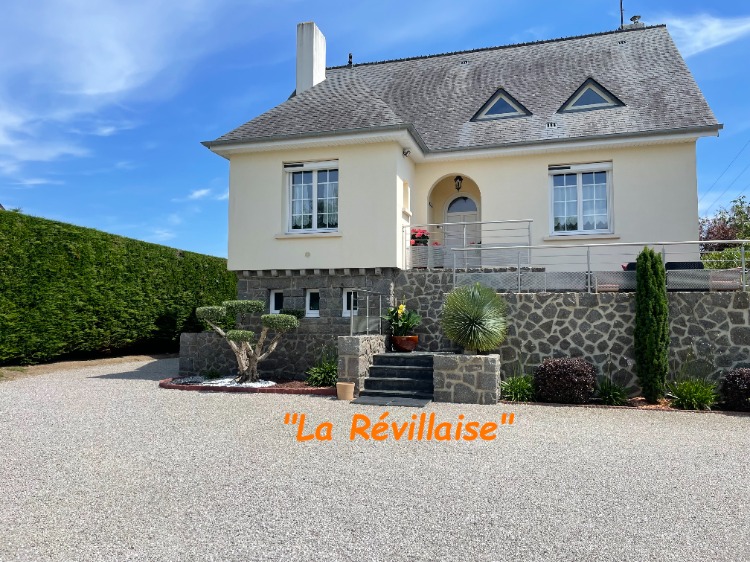 Vue de face à l'arrivée au gîte
