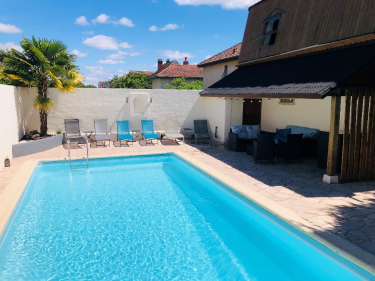 Piscine extérieure
