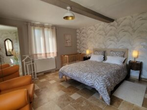 Chambre parentale 20m², lit de king size
